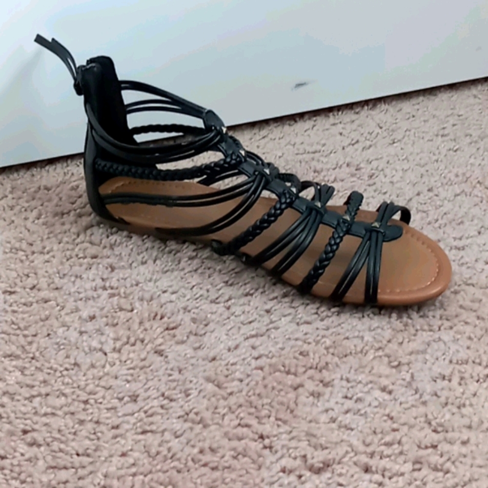 Shoes - Picture 2 of 3